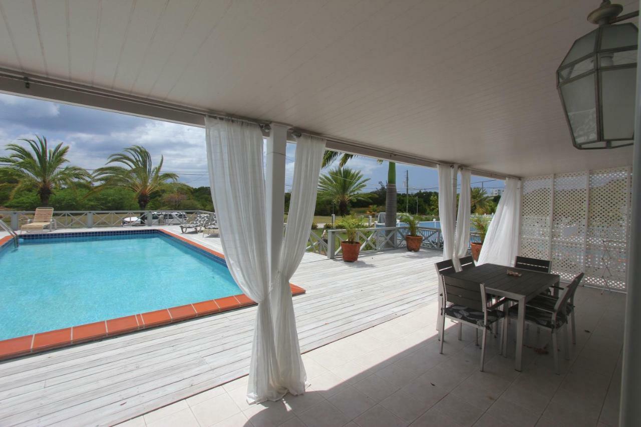 The White House Villa Jolly Harbour Exterior photo